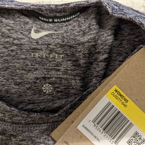 Nike Dryfit Long Sleeved Running Shirt - Grey, Size Small